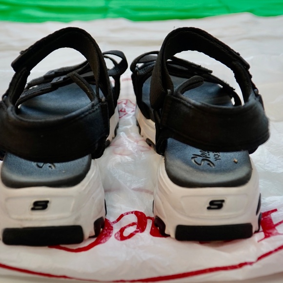 Skechers Women's D lites Fresh Catch Black - Picture 3 of 5